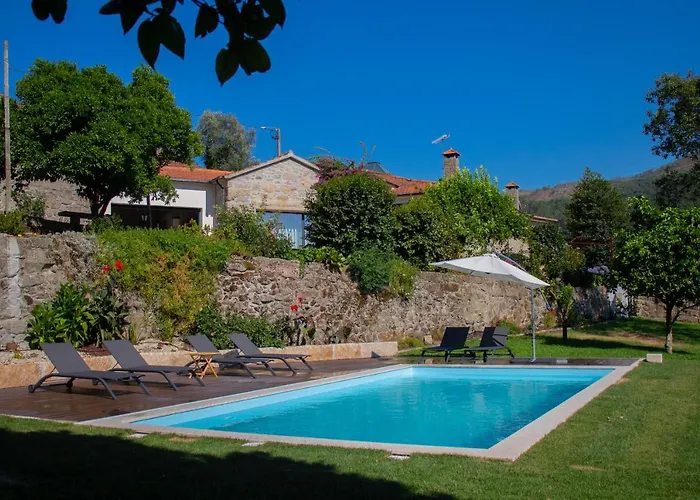 Quinta Do Tapadinho - Wine & Tourism